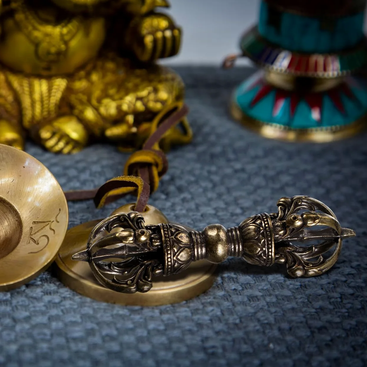 Buddismo tibetano Dorje Vajra Phurba: Amuleto d'ottone Handmade Nepal Collectibles