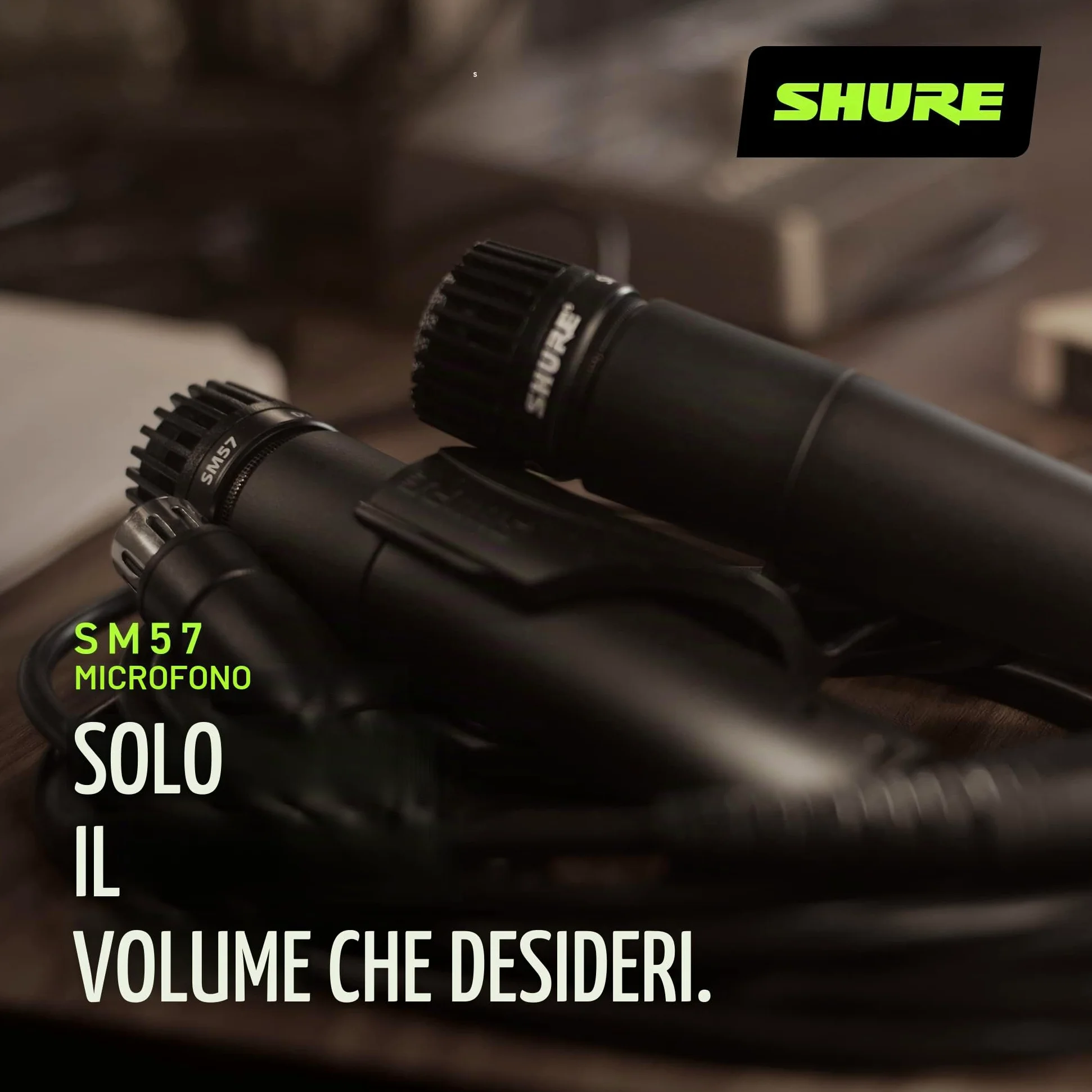 Shure SM57 Microfono strumento cardioide dinamico con supporto per shock pneumatico, clip microfono A25D, borsa di archiviazione, connettore XLR a 3 pin, nessun cavo incluso (SM57-LCE)
