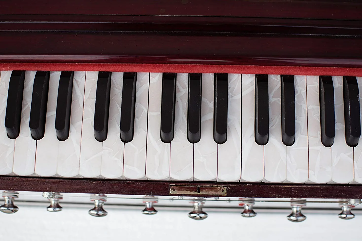 Musicals - Armonio portatile pieghevole 3,5 ottave, 9 stop, con accoppiatore, si prega di digitare l'Armonio Farmati alla ricerca per controllare la nostra collezione completa di Harmonium ora