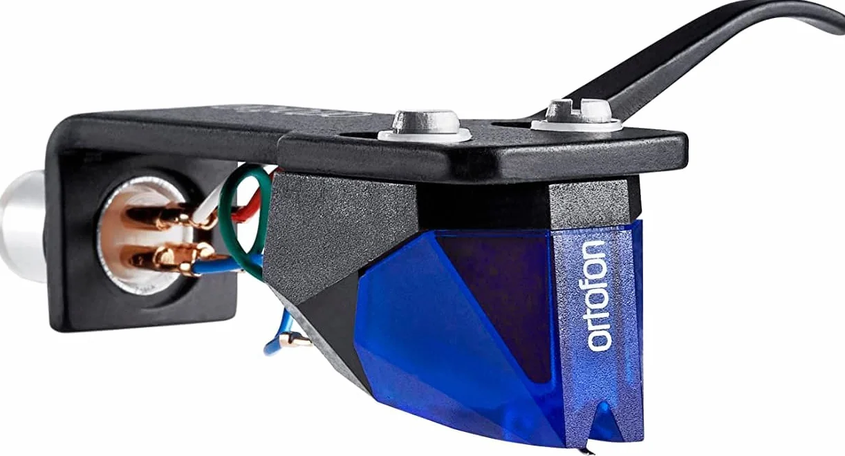 Ortofon 2M Blue Fonorivelatori Magnete Mobile premontata su Ortofon SH-4 Black | blu/nero