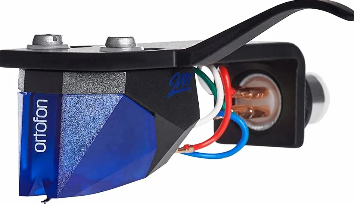 Ortofon 2M Blue Fonorivelatori Magnete Mobile premontata su Ortofon SH-4 Black | blu/nero