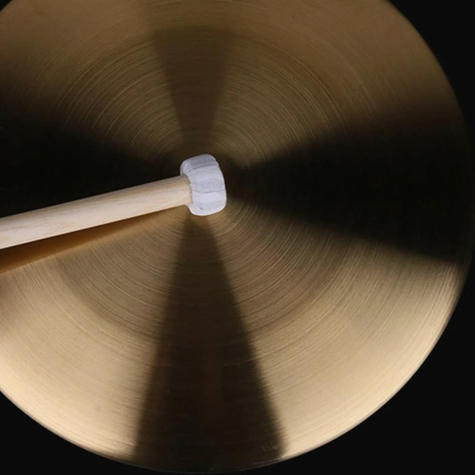 Gong in Ottone da 32 cm – Strumento a Percussione Tradizionale Autentico con Mazzuolo in Legno, Ideale per Cerimonie, Opera, Meditazione ed Eventi (42cm)