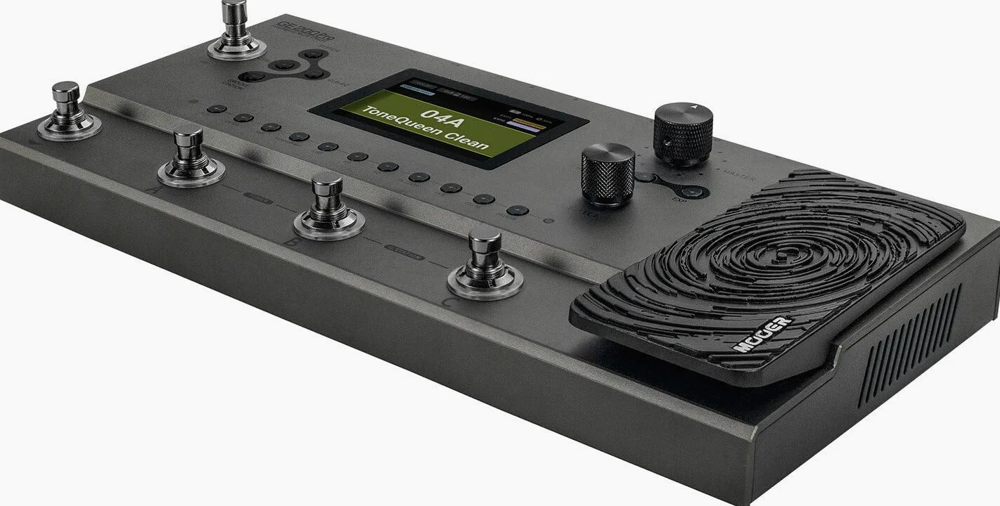 GE200 PRO - GUITAR MULTI-EFFECTS PROCESSOR