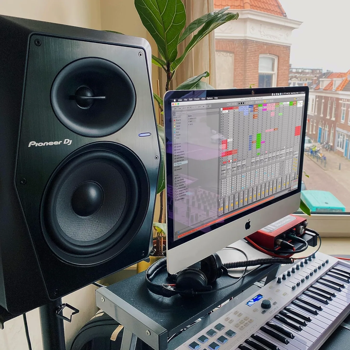 VM-80 - casse monitor