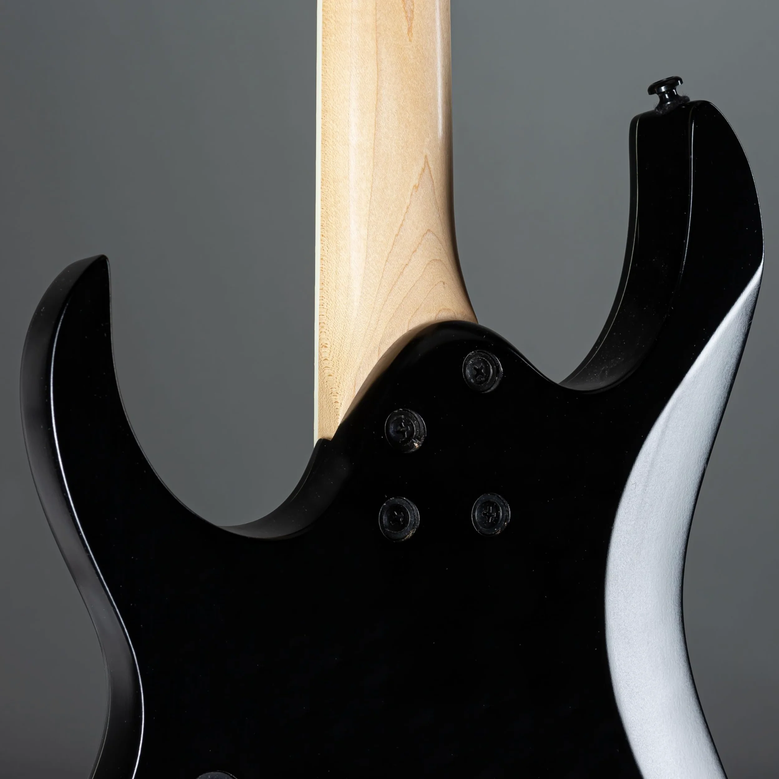 Ibanez RG421EX - Chitarra Elettrica, finitura nera piatta