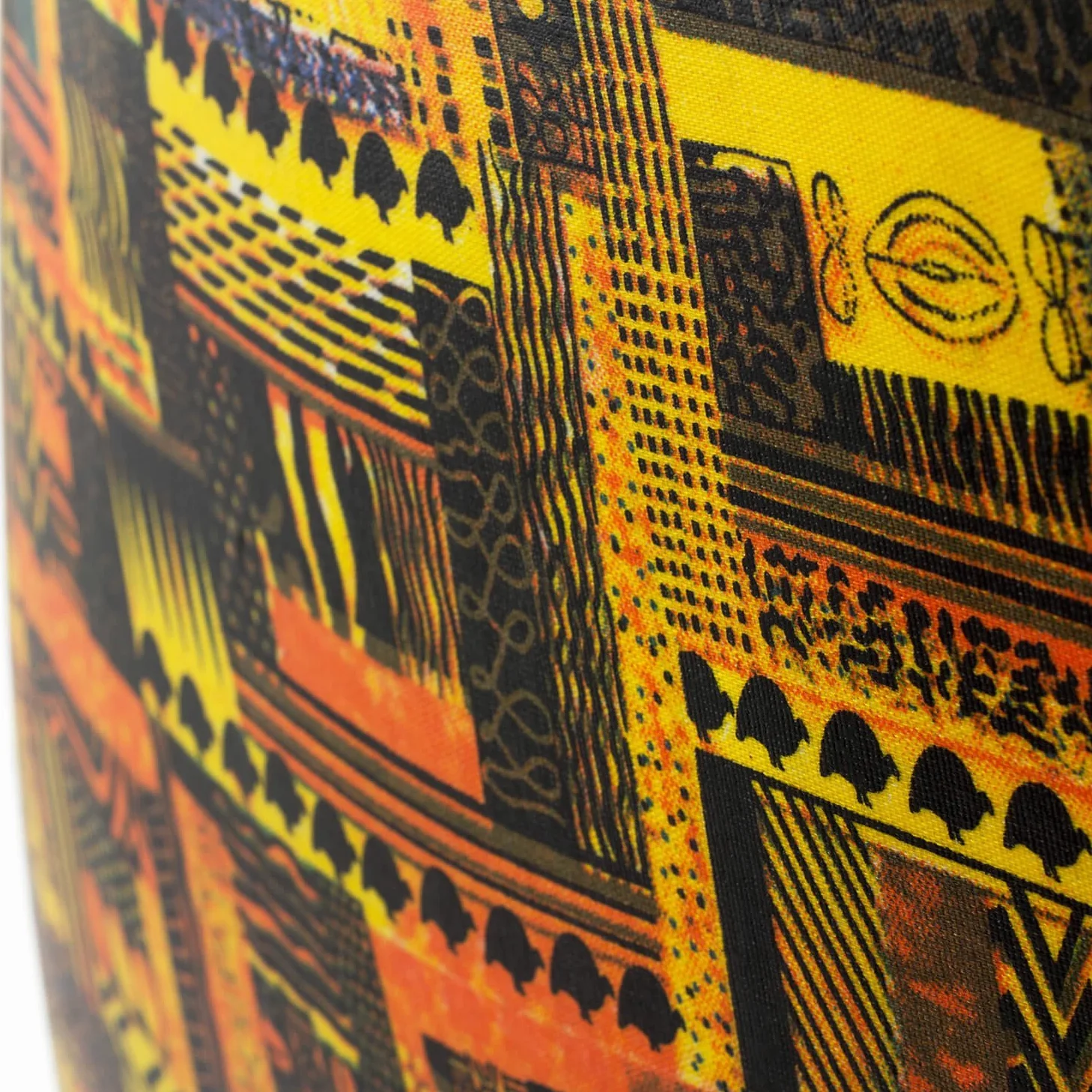 CAJ3-DK Tamburo Cajon con Superfice Rifinita in Stile Zebrano, Design Tribale Giallo e Arancione