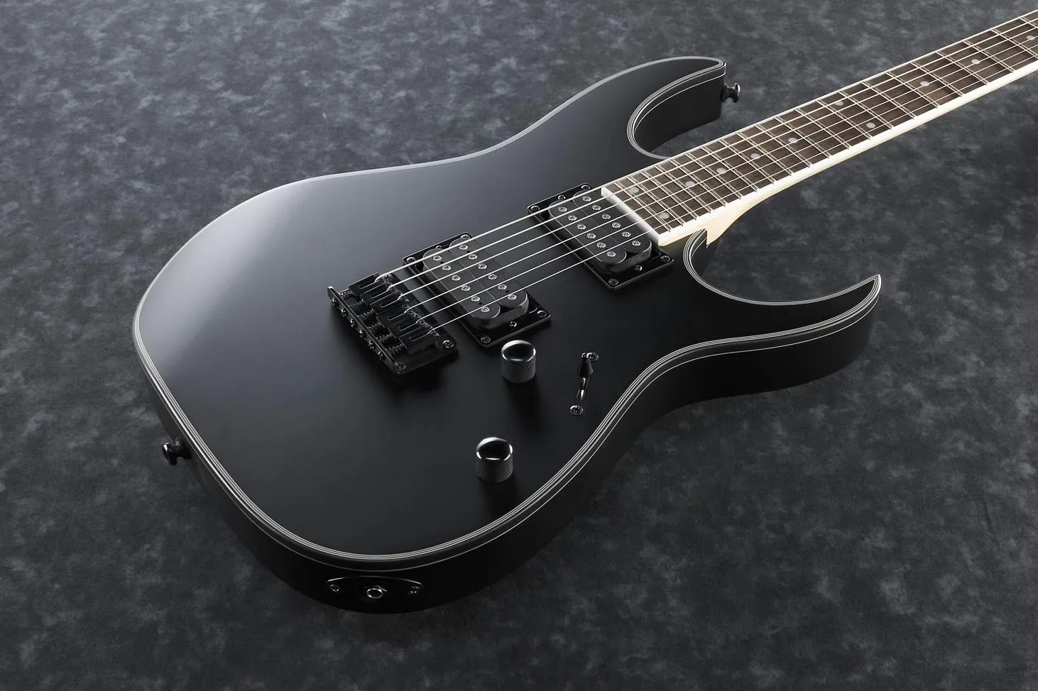 Ibanez RG421EX - Chitarra Elettrica, finitura nera piatta