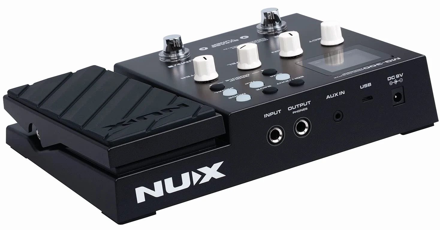 NUX Multieffetto chitarra compatto
