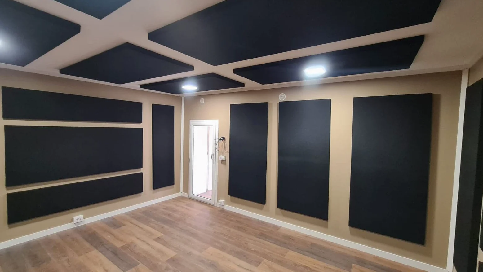 STOP SOUND Pannello Acustico Fonoassorbente Bass Trap Extreme, pannelli fonoassorbenti alte prestazioni 124X64X15 Cm(Nero)