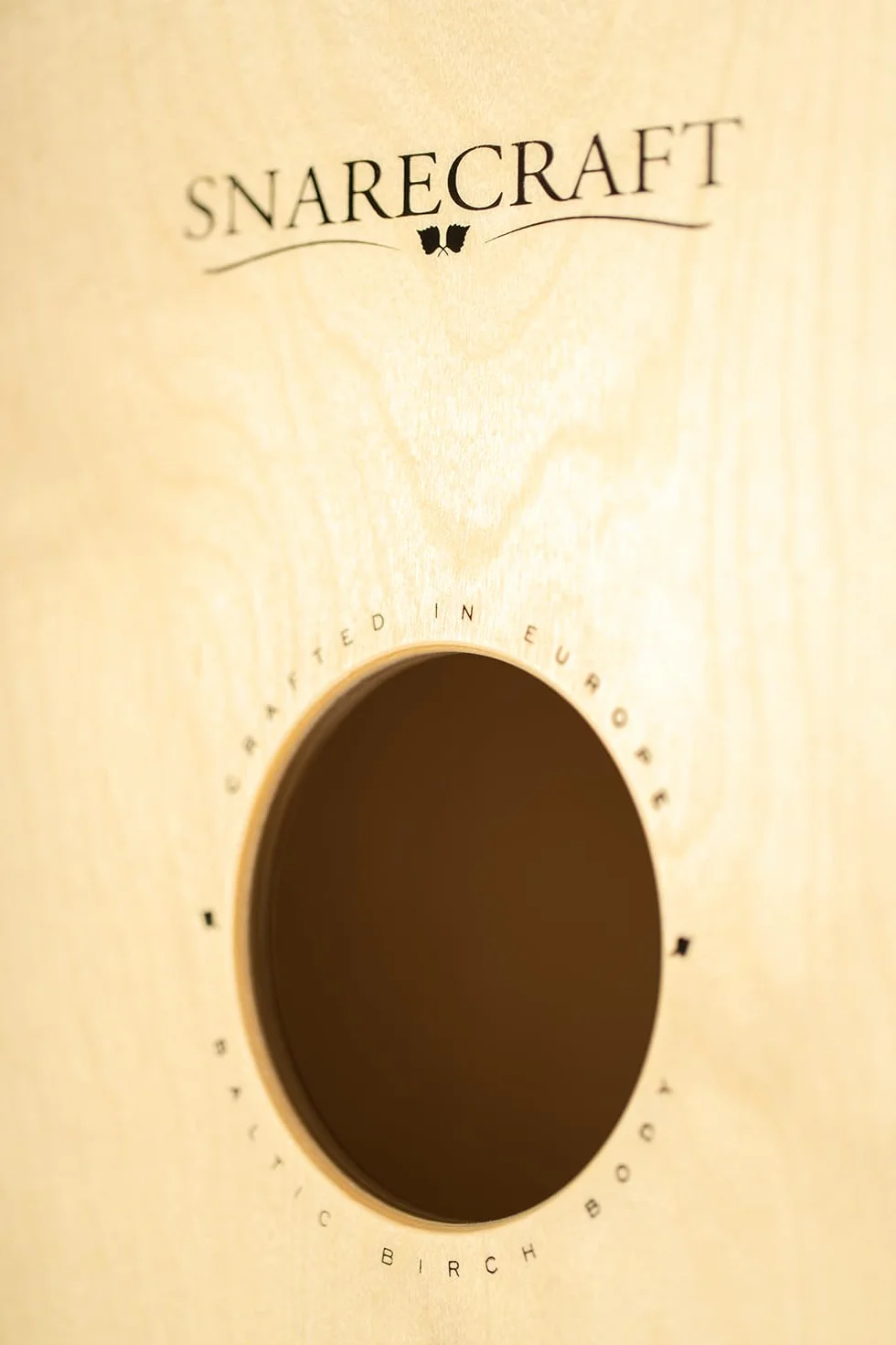 Meinl Percussion Snarecraft Cajon Instrument - Drum Box Compatto con 2 Cordiere - Superficie di Suono Betulla Almond (SC80AB)
